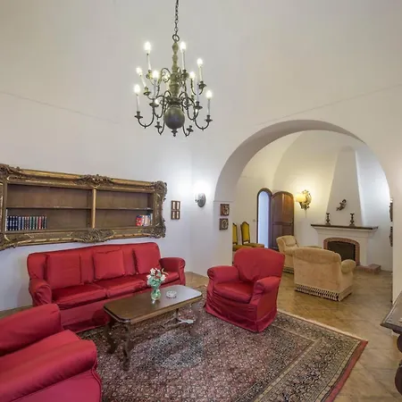Virginia Villa